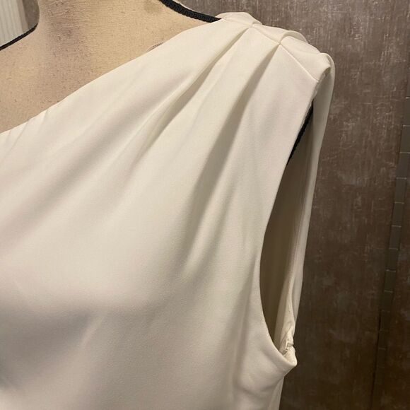 NWT Elliatt dress, M - Picture 8 of 15